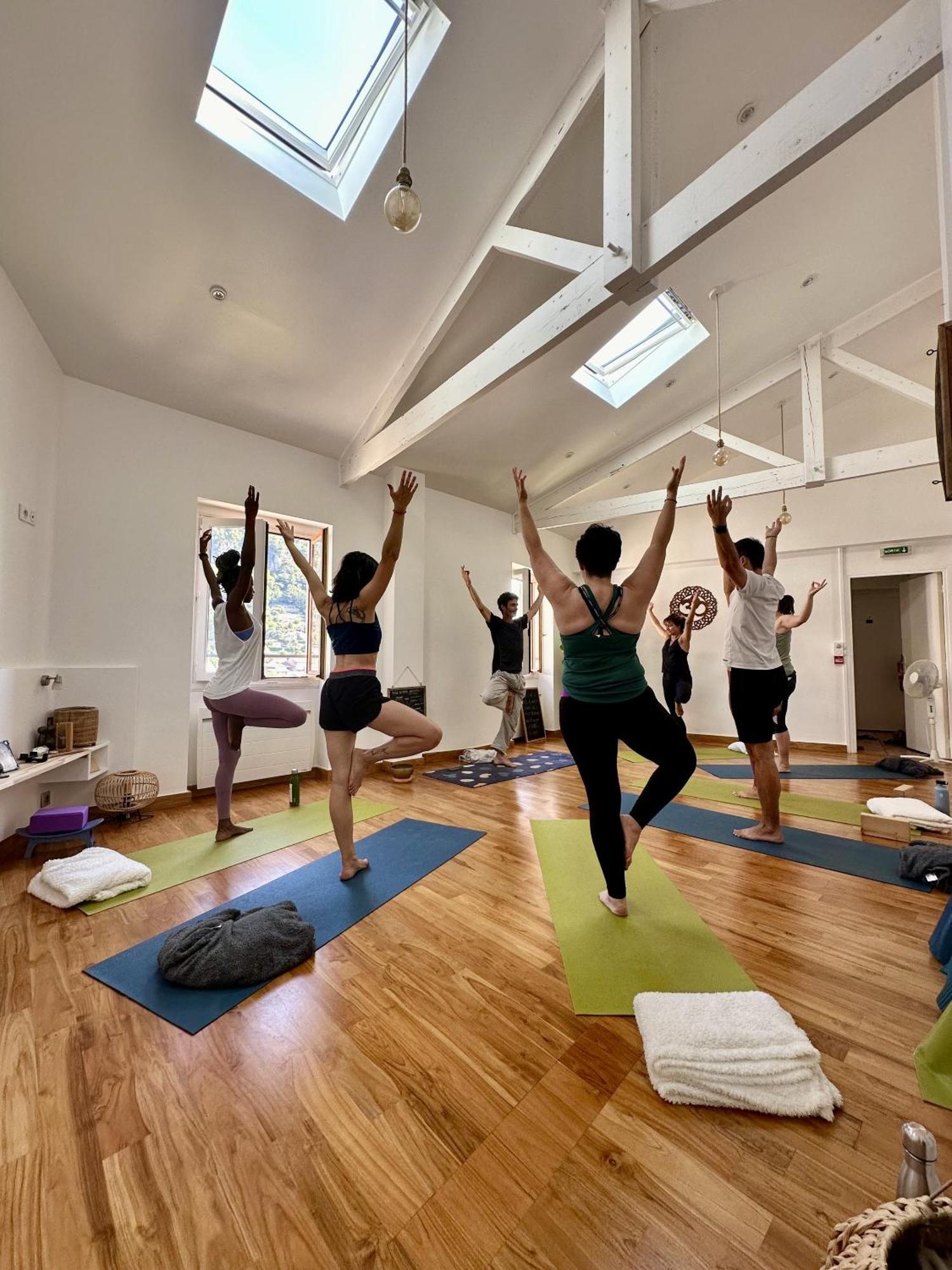 The Frogs' House - Yoga Retreat Bed & Breakfast Saint-Jeannet  Ngoại thất bức ảnh